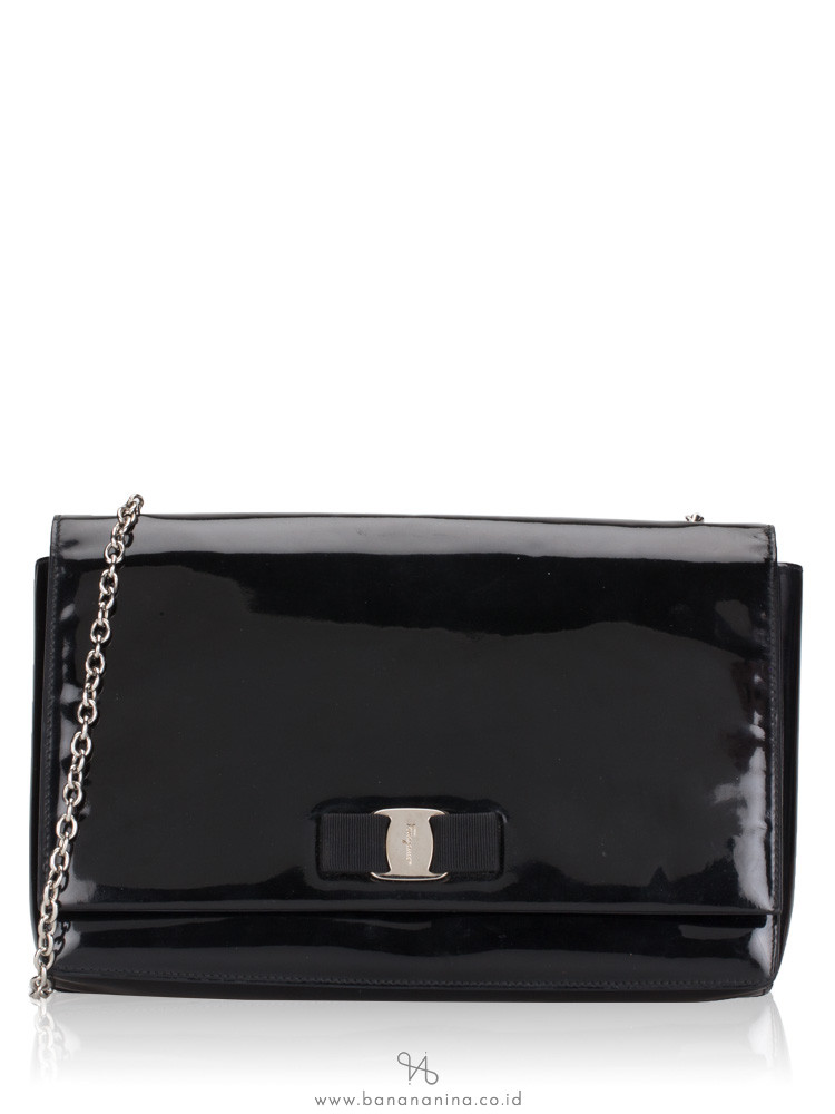 SALVATORE FERRAGAMO Miss Vara Bow Patent Large Crossbody Bag Black