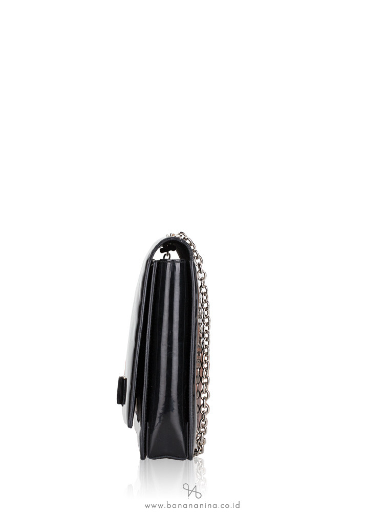 SALVATORE FERRAGAMO Miss Vara Bow Patent Large Crossbody Bag Black