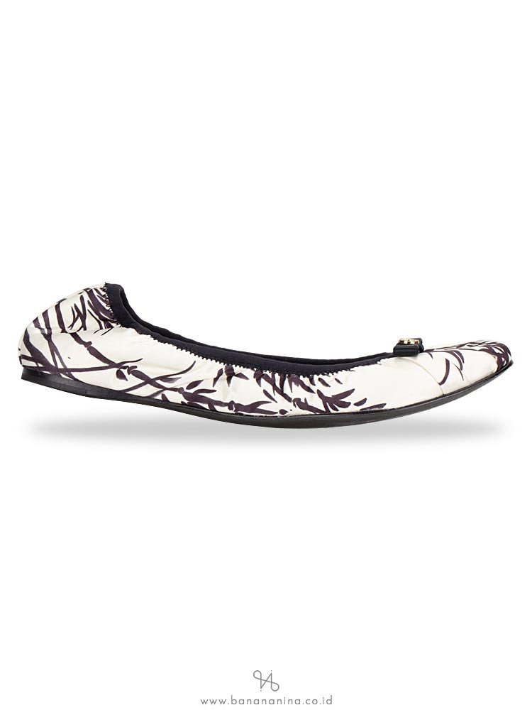TORY BURCH Ally Satin Ballet Black Clancy Sz 7