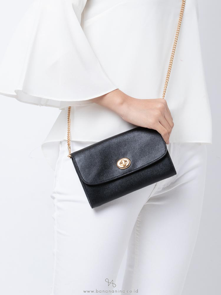 COACH 33390 Crossgrain Chain Crossbody Black