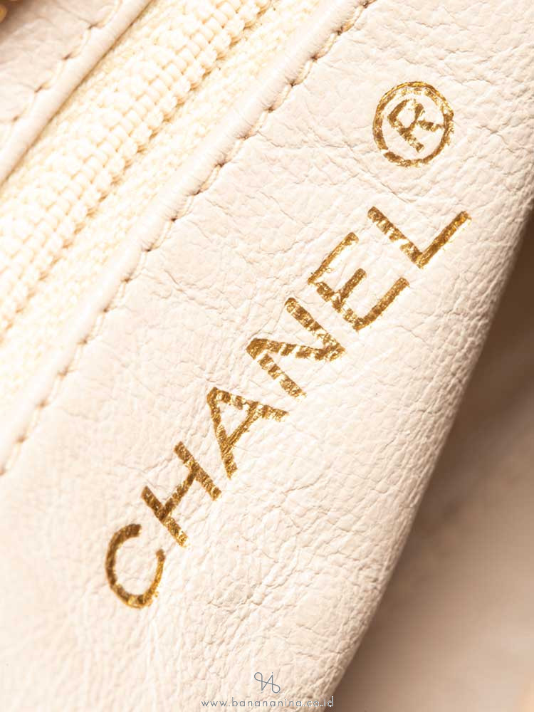 CHANEL Vintage Caviar Mini Timeless Shoulder Bag Beige