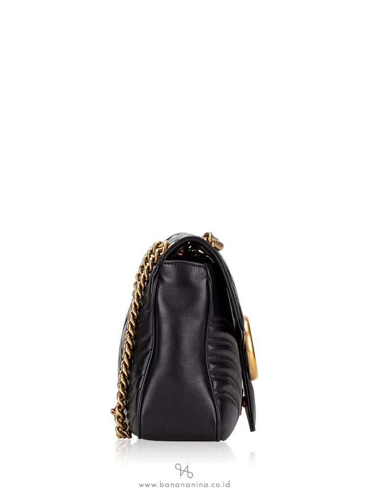 GUCCI GG Marmont Matelasse Medium Flap Bag Black