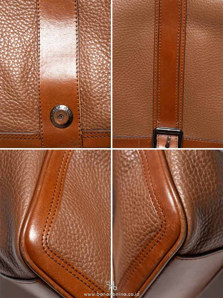 BURBERRY Men Leather Messenger Brown