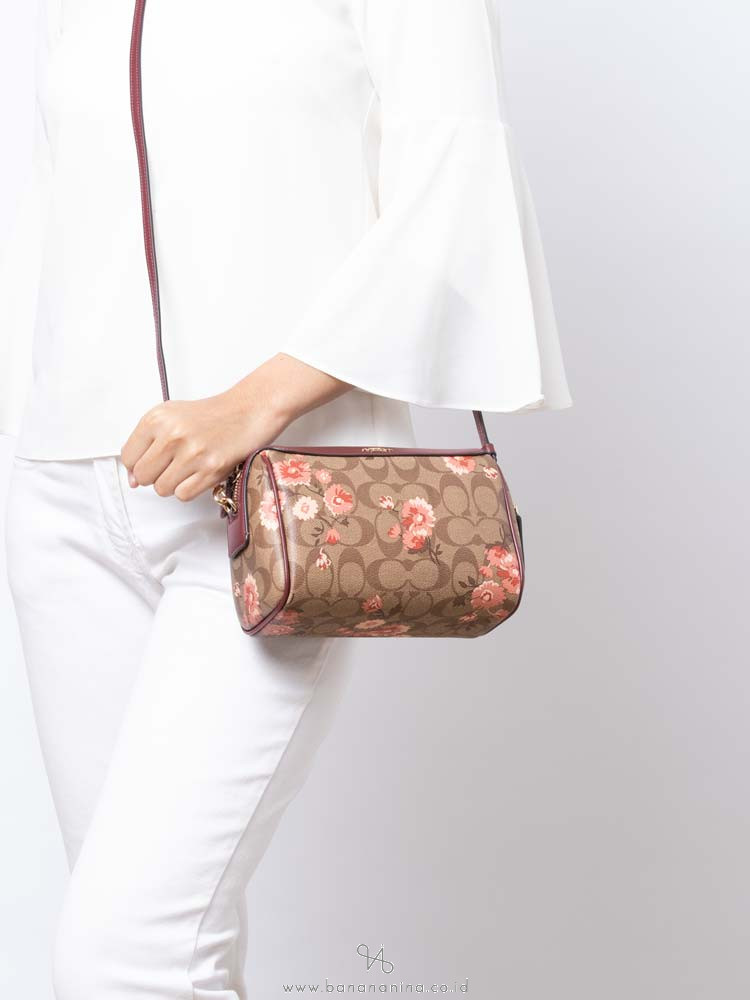 COACH 3056 Signature Prairie Daisy Bennett Crossbody Khaki Coral Multi