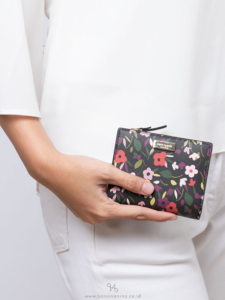 KATE SPADE Laurel Way Boho Floral Small Shawn Black Multi