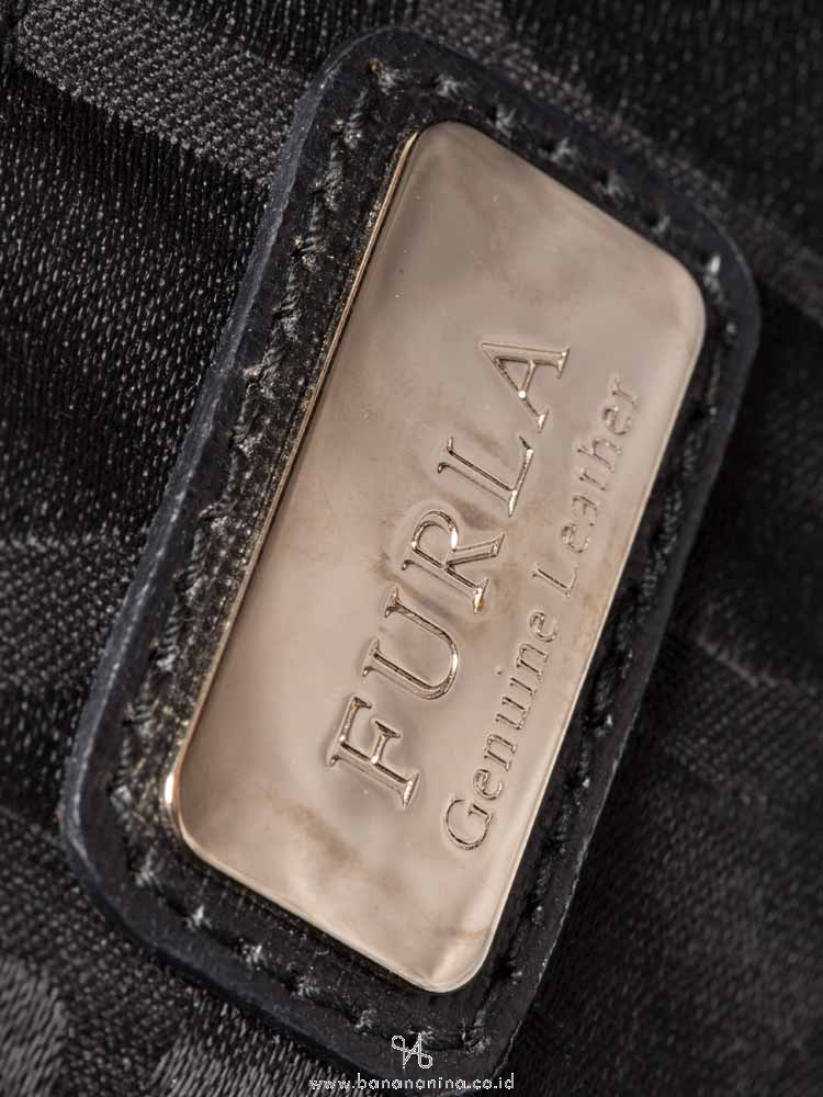 FURLA Julia XL Chain Wallet Black