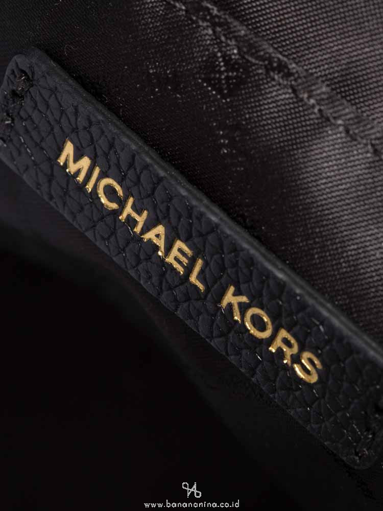 MICHAEL KORS Nicole Leather Small Bucket Bag Black