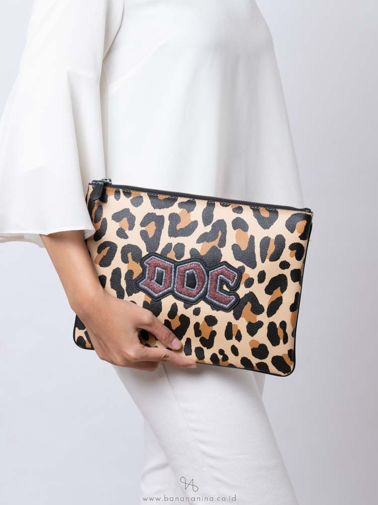 COACH 72938 Doc Disney Large Wristlet 30 Multi