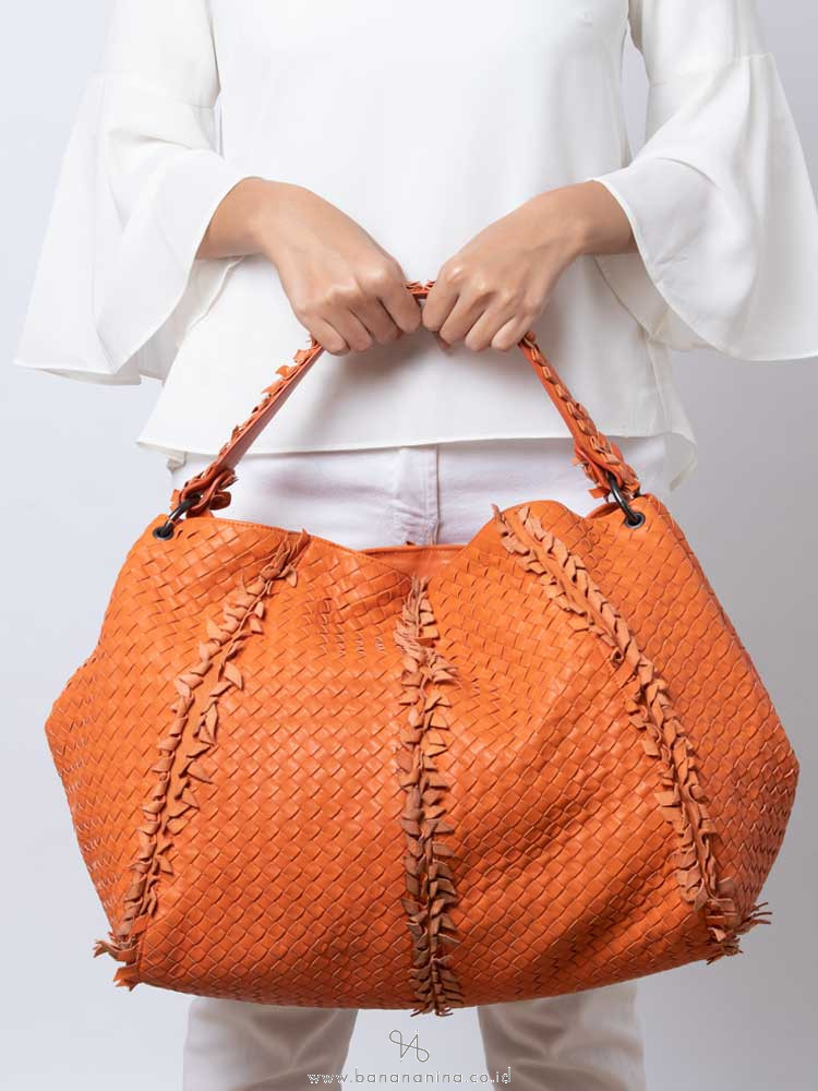 BOTTEGA VENETA Nappa Intrecciato Large Franges Shoulder Bag Tangerine