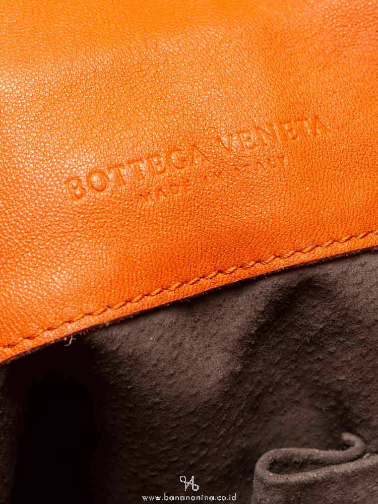 BOTTEGA VENETA Nappa Intrecciato Large Franges Shoulder Bag Tangerine