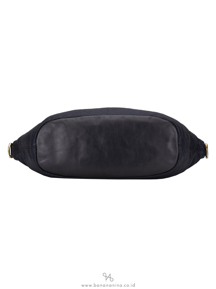 GIVENCHY Quilted Nylon Medium Nightingale Black