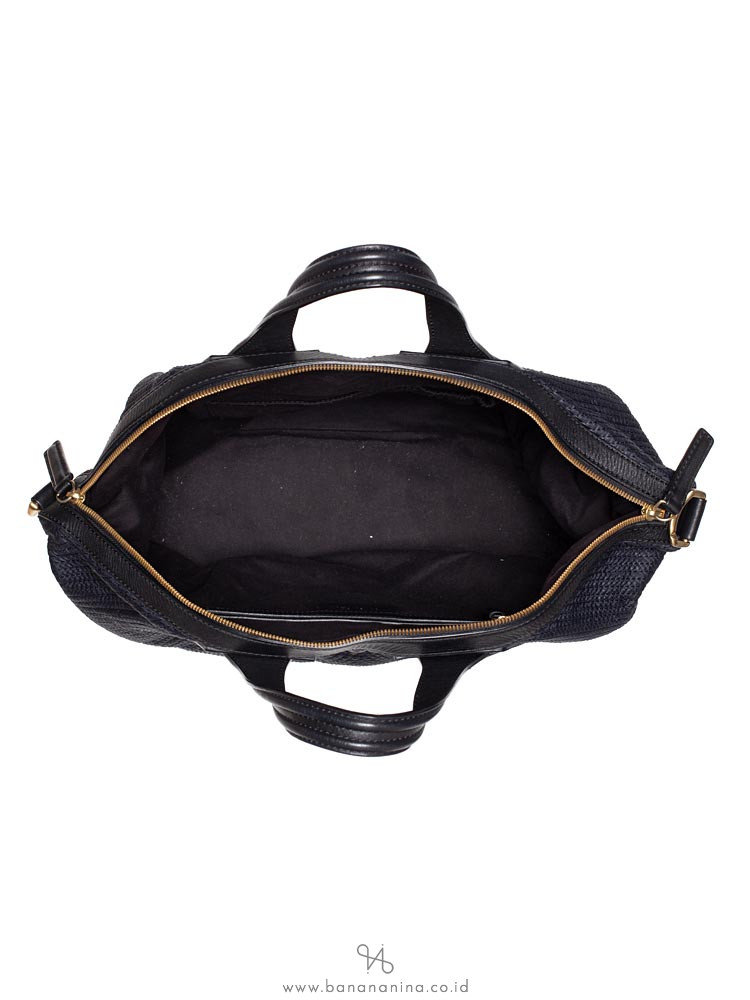 GIVENCHY Quilted Nylon Medium Nightingale Black
