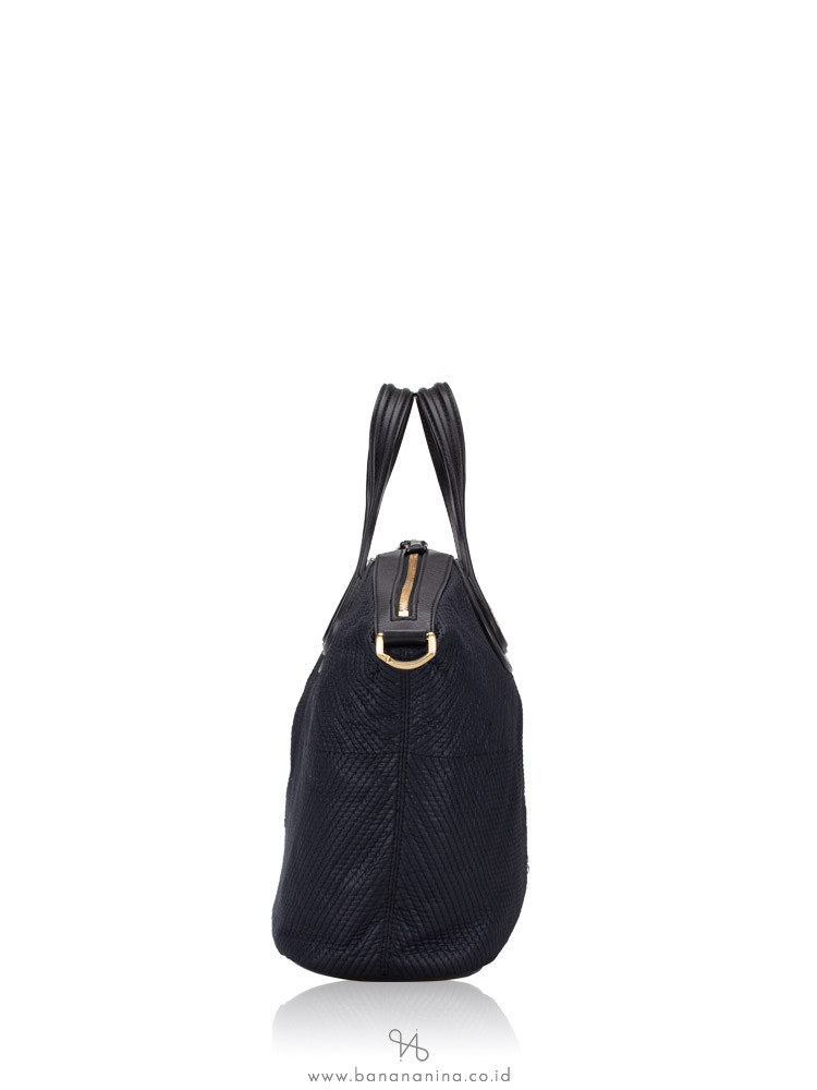 GIVENCHY Quilted Nylon Medium Nightingale Black