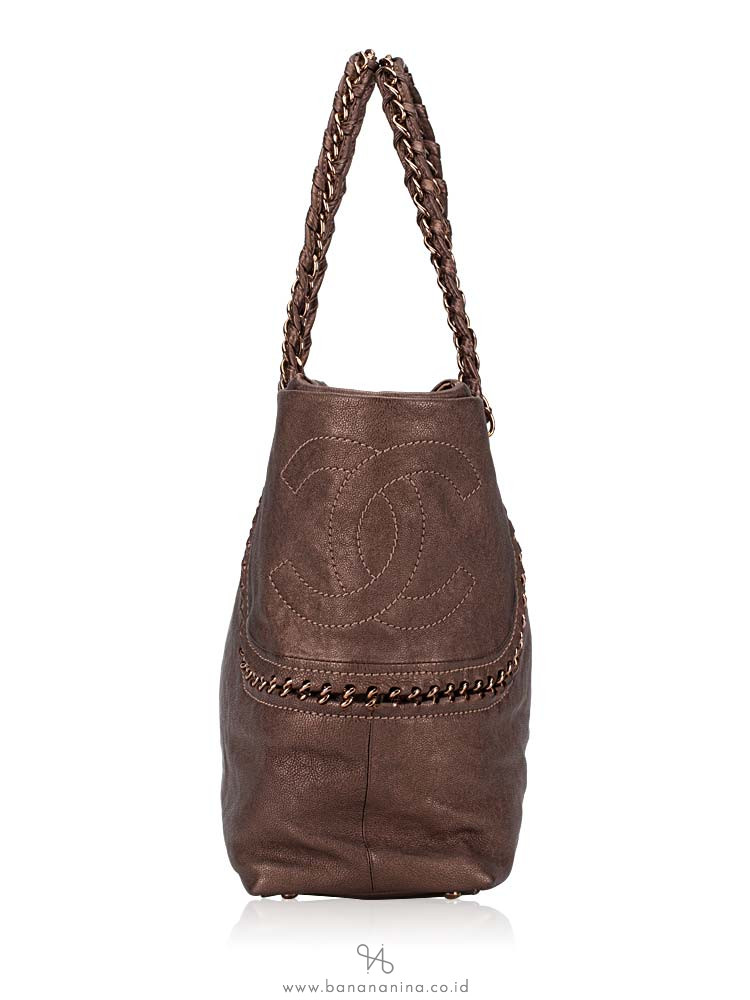 CHANEL Metallic Luxe Ligne Shopper Bronze