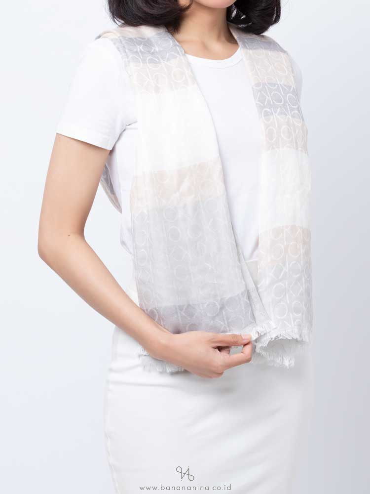 CALVIN KLEIN Colorblock Logo Pashmina Heathered Almond