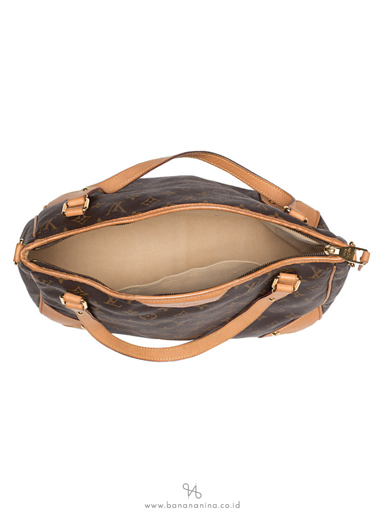 LOUIS VUITTON Monogram Estrela MM