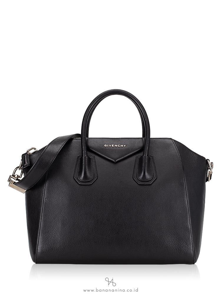 GIVENCHY Grained Leather Medium Antigona Black