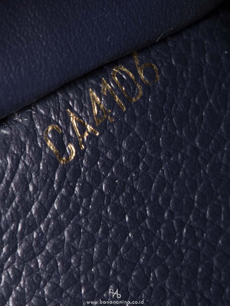 LOUIS VUITTON Monogram Empreinte Pont-Neuf Marine Rouge