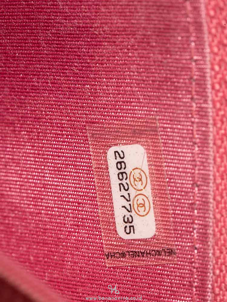 CHANEL Caviar Timeless CC Zip Wallet Pink