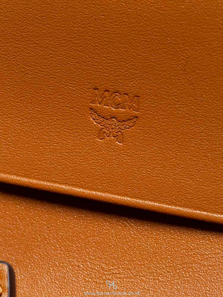 MCM Patricia Visetos Three-Fold Wallet Cognac