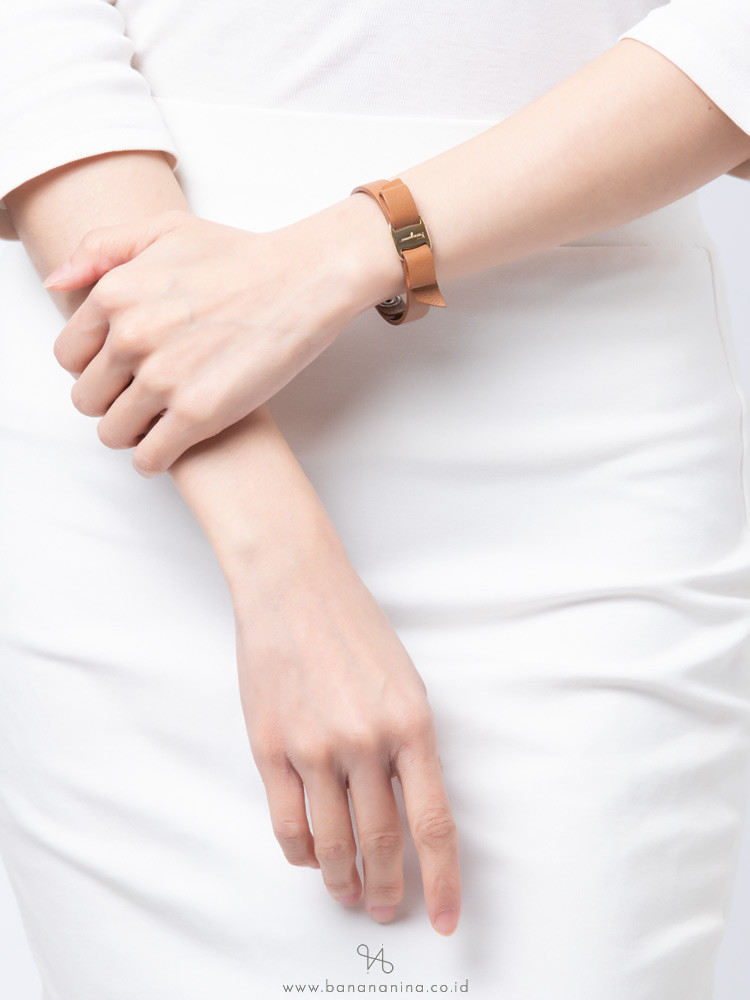 SALVATORE FERRAGAMO Vara Bow Leather Bracelet Brown