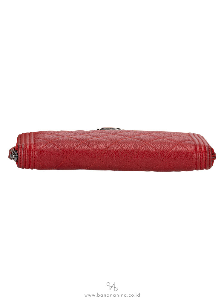 CHANEL Caviar Boy Zip Wallet Red