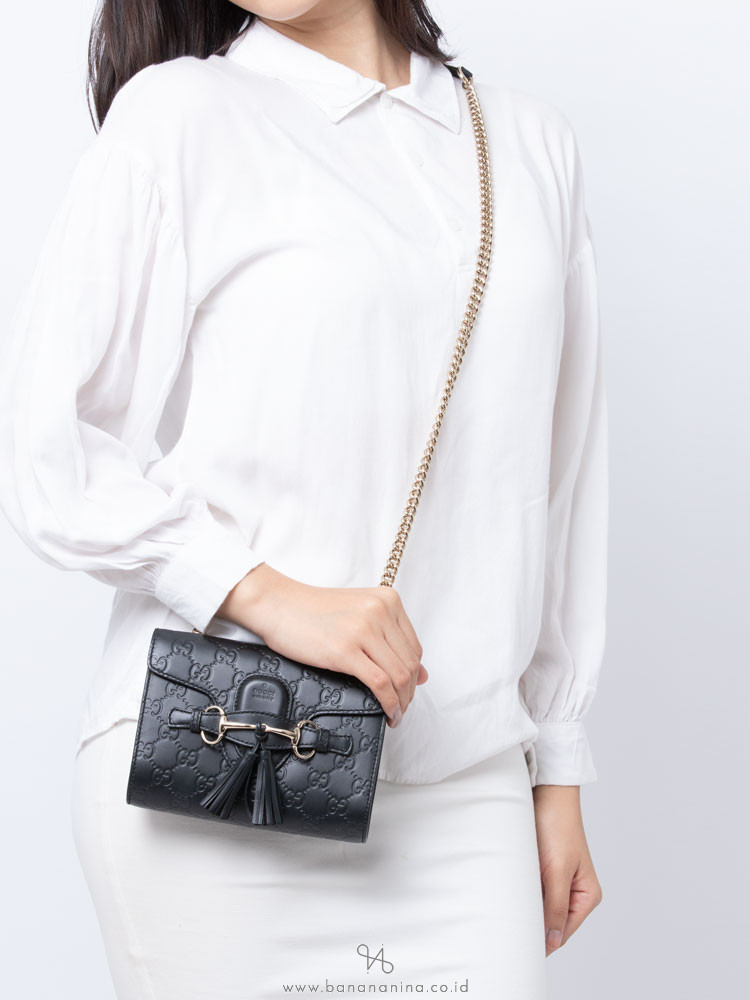 gucci mini emily