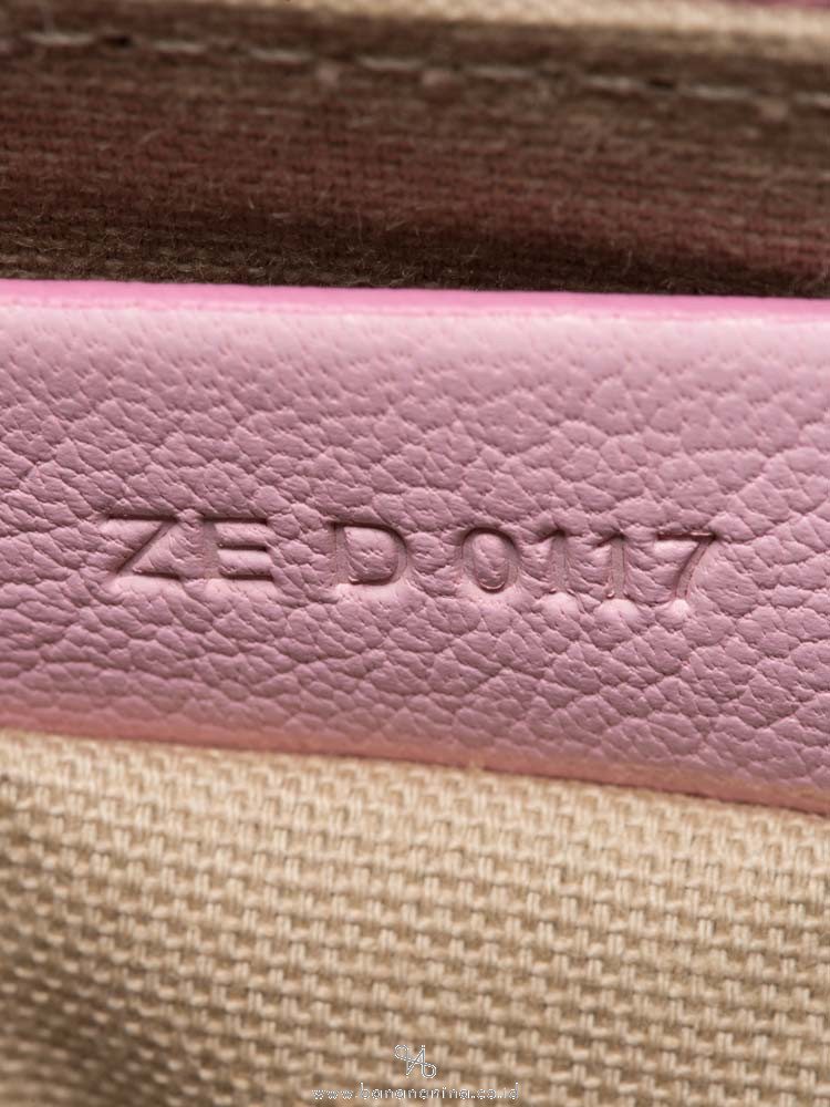 GIVENCHY Sugar Goatskin Small Antigona Bright Pink