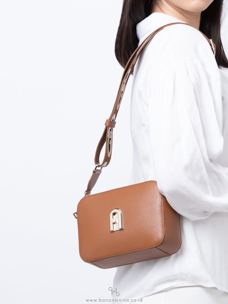 FURLA Sleek Leather Mini Crossbody Cognac