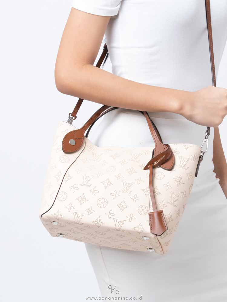 LOUIS VUITTON Mahina Hina PM Cream