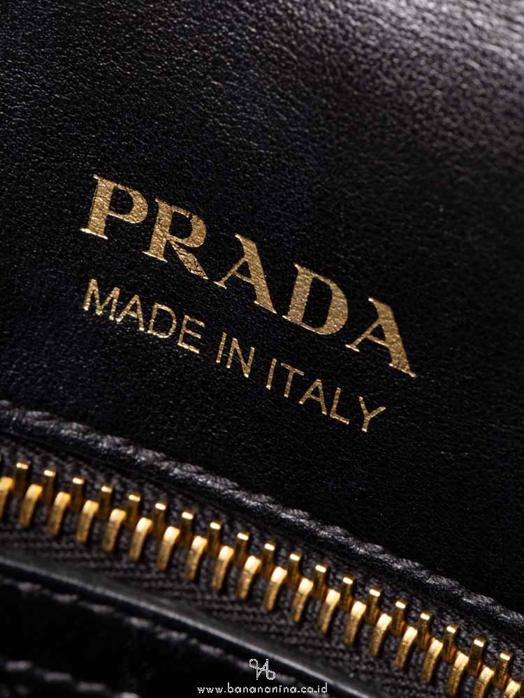 PRADA 1BA153 Saffiano Large Tote Nero Fuoco