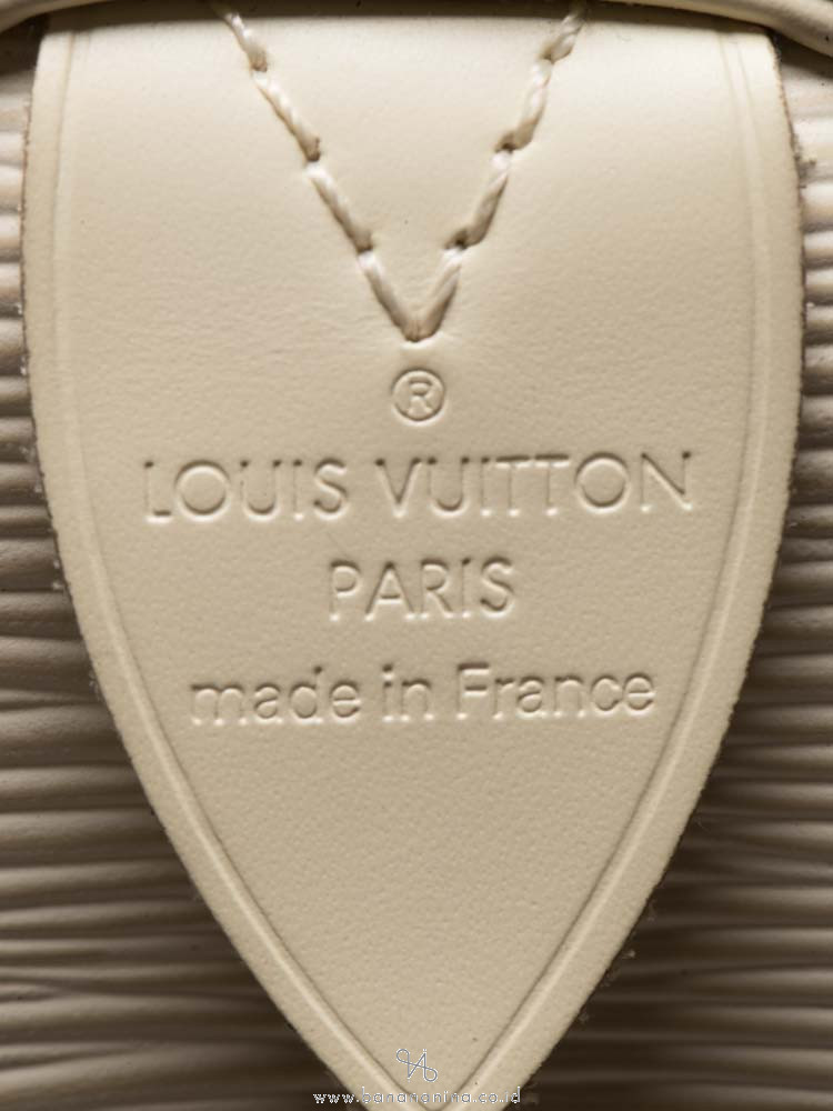 LOUIS VUITTON Epi Speedy 30 Ivory