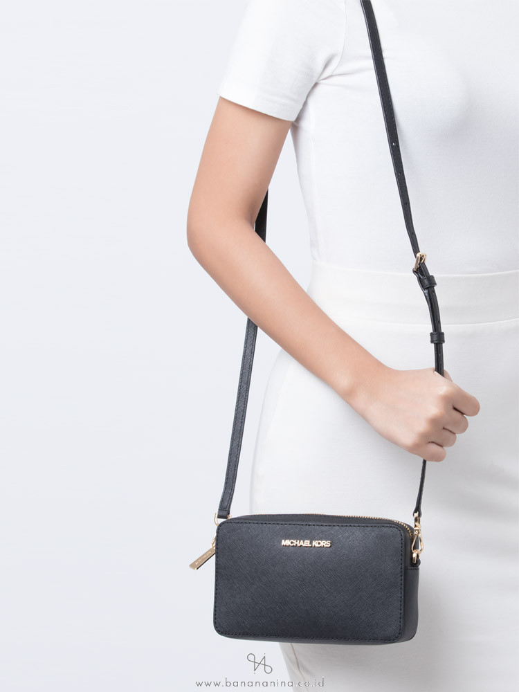 Michael kors jet hotsell set belt bag