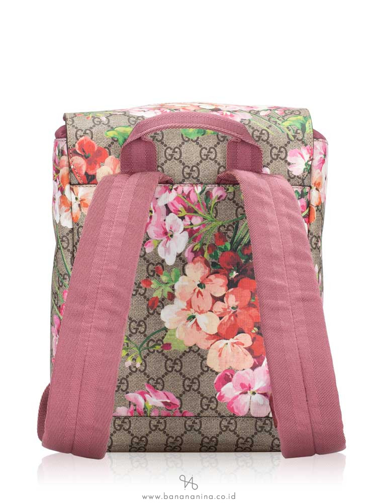 GUCCI GG Supreme Blooms Small Backpack Pink