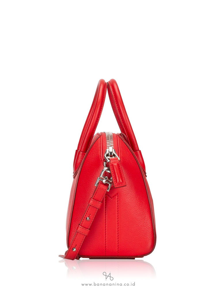 GIVENCHY Sugar Goatskin Mini Antigona Red