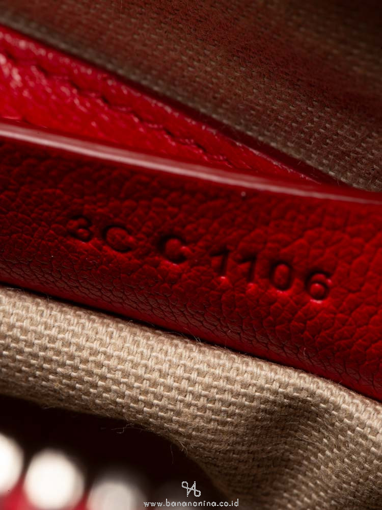 GIVENCHY Sugar Goatskin Mini Antigona Red