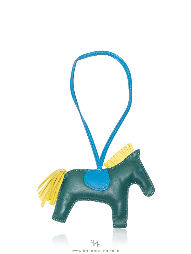 HERMES Gigi Rodeo Horse Charm MM Vert Verone
