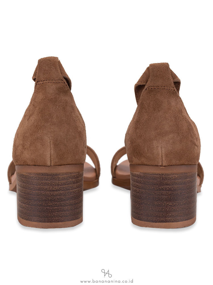 STEVE MADDEN Adjust Suede Pump Chestnut Sz 6
