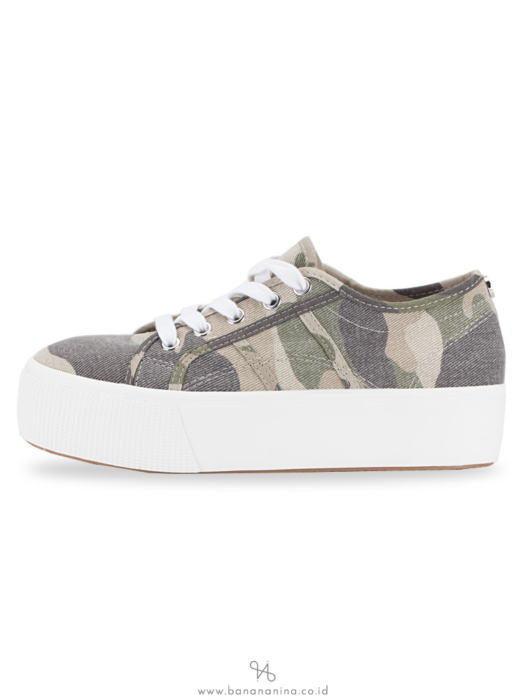 STEVE MADDEN Emmi Platform Sneaker Camoflage Sz 7