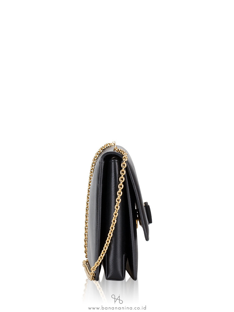 SALVATORE FERRAGAMO Ginny Vara Large Flap Bag Nero