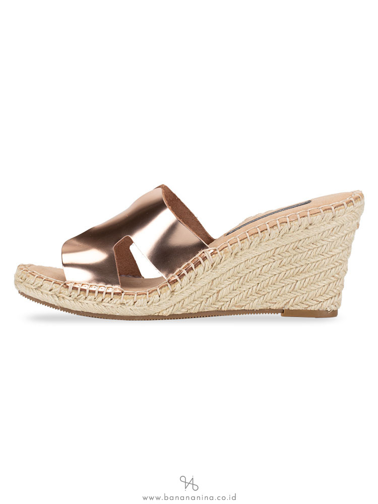 STEVE MADDEN Eryk Espadrilles Wedge Rose Gold Sz 8