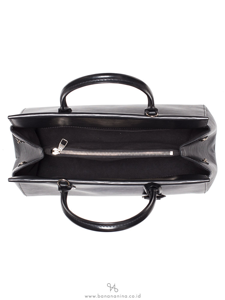 LOUIS VUITTON Epi Marly MM Black