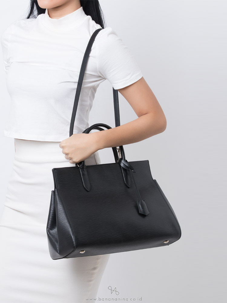 LOUIS VUITTON Epi Marly MM Black