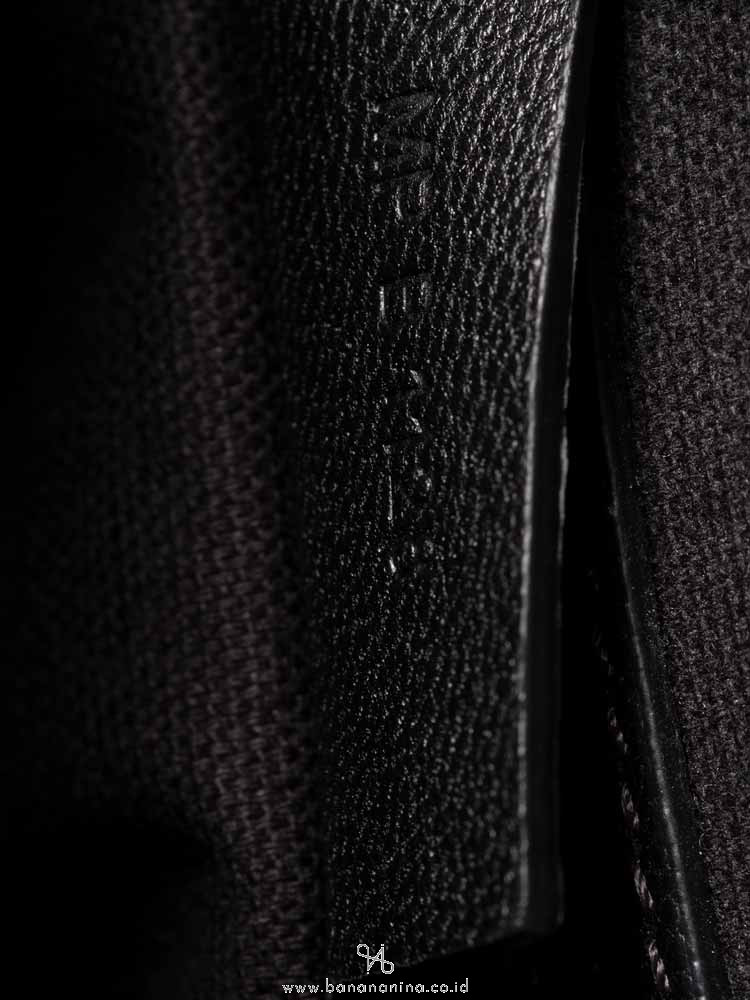 GIVENCHY Sugar Goatskin Mini Antigona Black