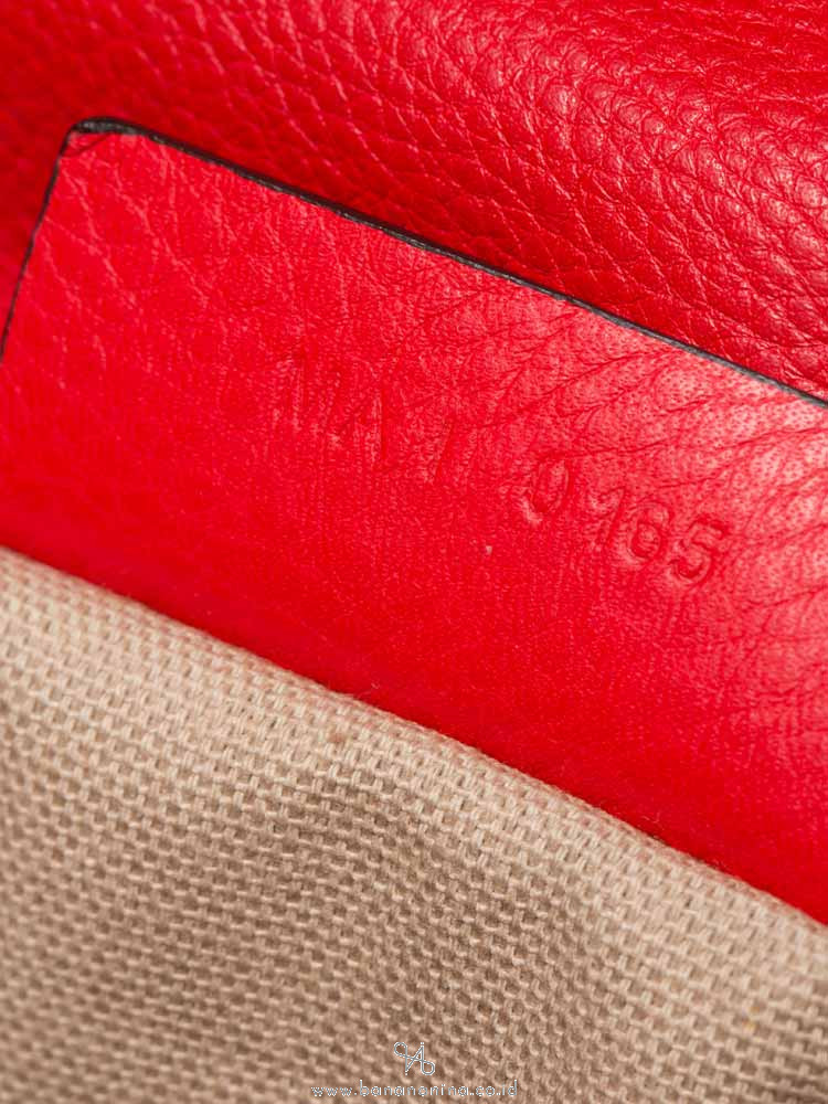 GIVENCHY Mini Pandora Pure Flap Bag Red