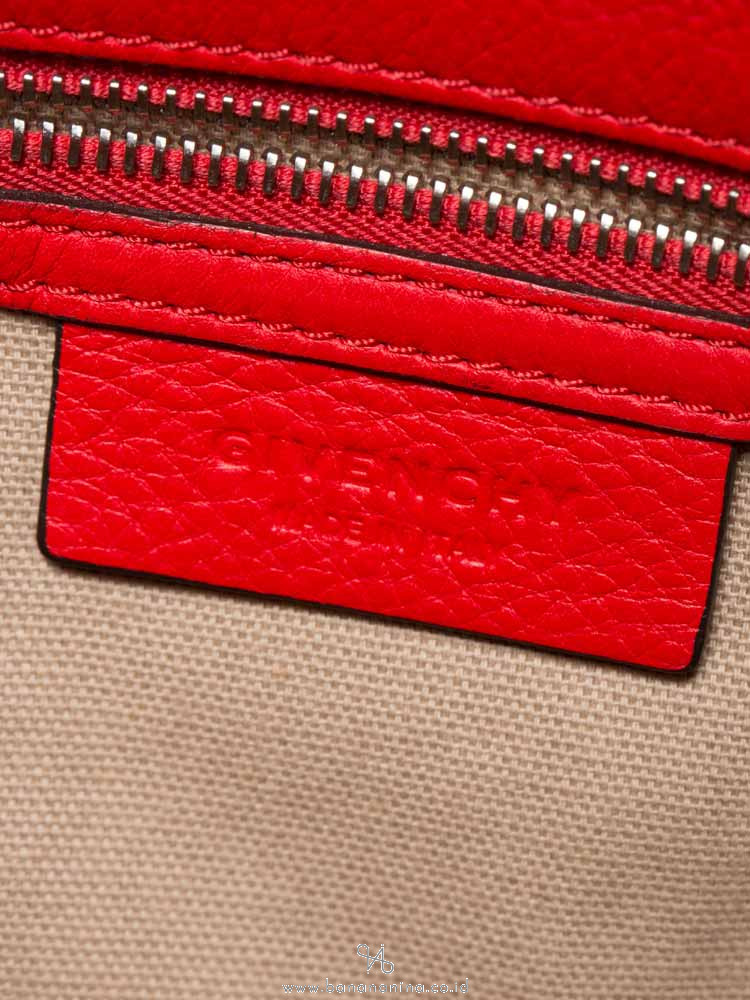 GIVENCHY Mini Pandora Pure Flap Bag Red