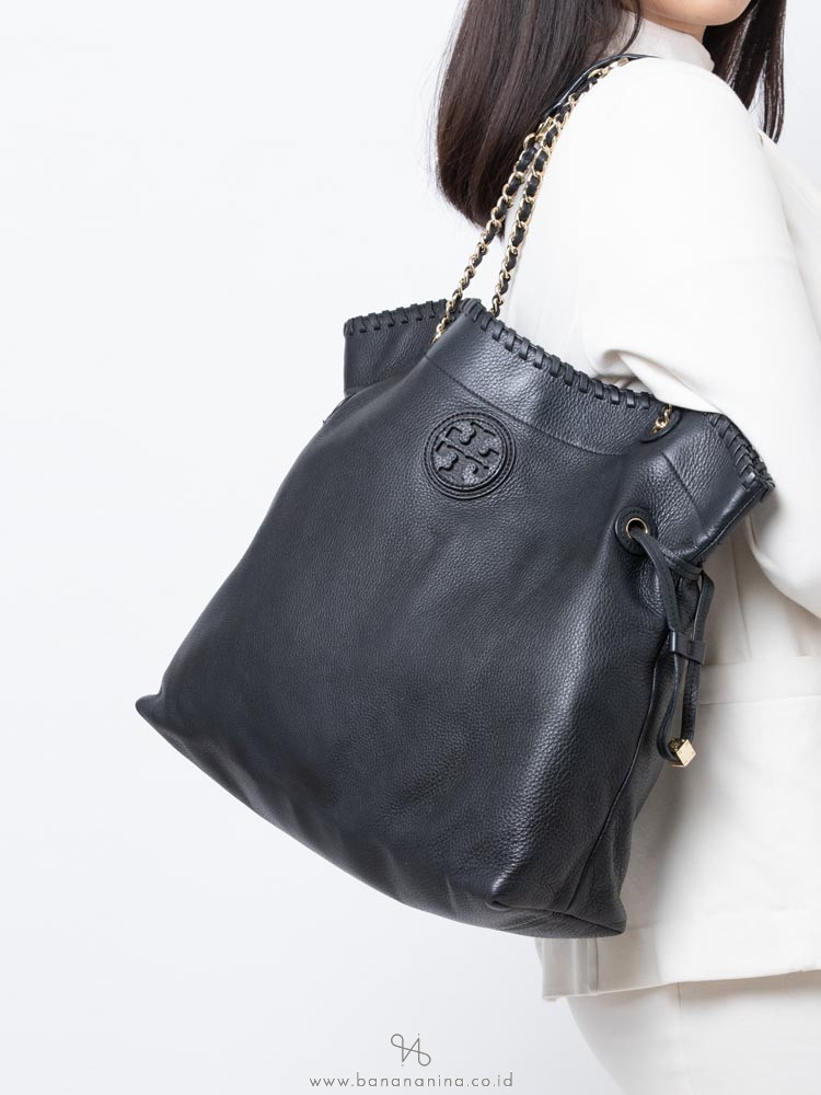 TORY BURCH Marion Chain Shoulder Slouchy Tote Black