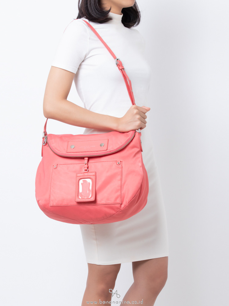 MARC JACOBS Preppy Nylon Sasha Crossbody Coral