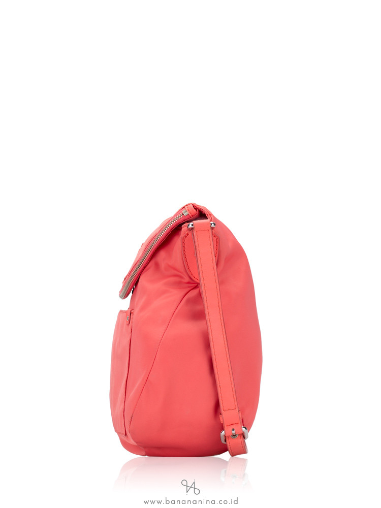MARC JACOBS Preppy Nylon Sasha Crossbody Coral