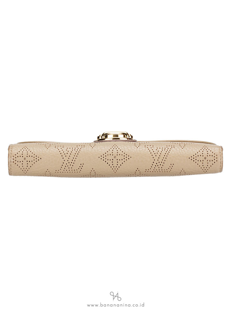 LOUIS VUITTON Monogram Mahina Amelia Beige
